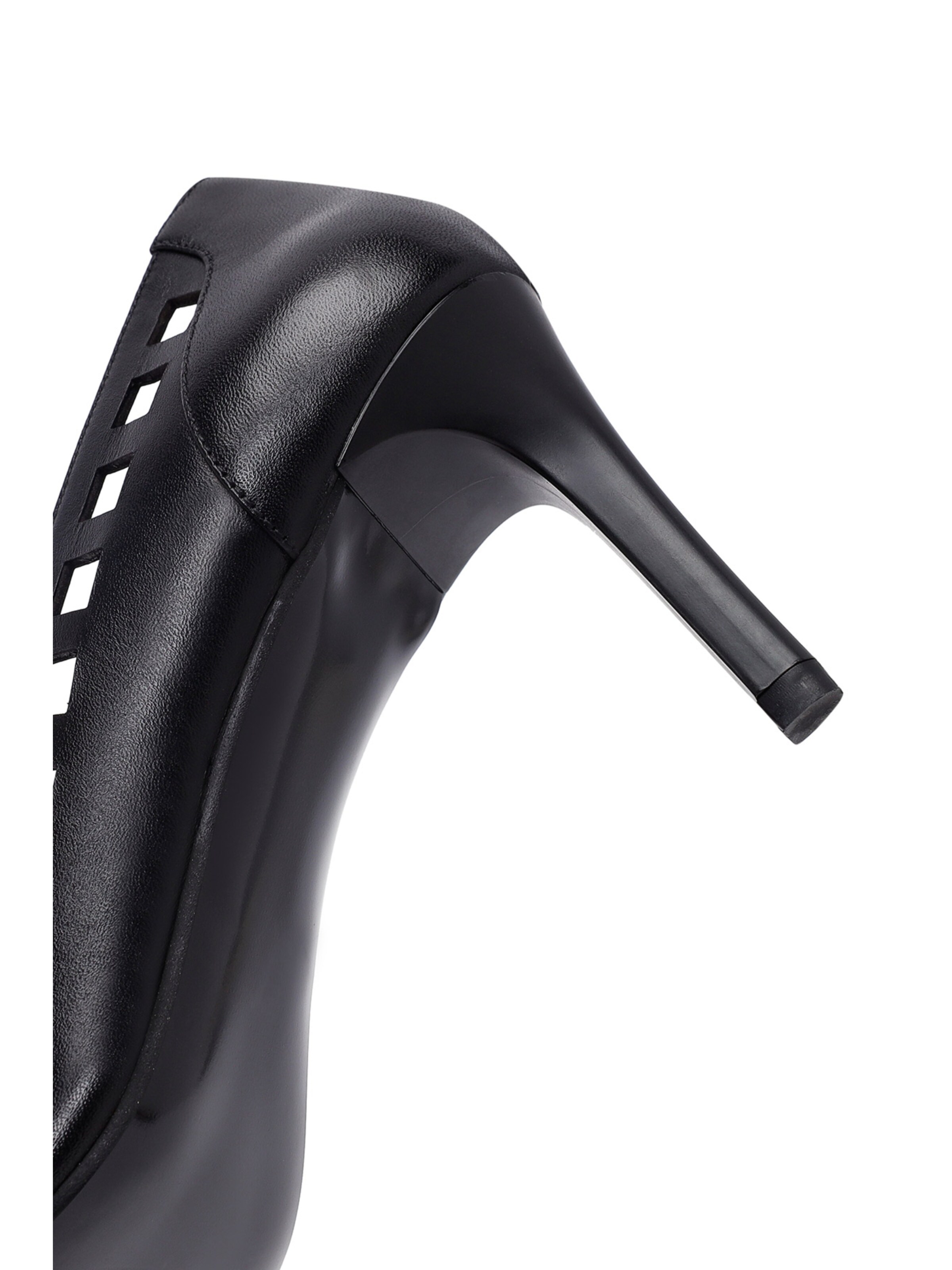 Derimod Pumps in Schwarz