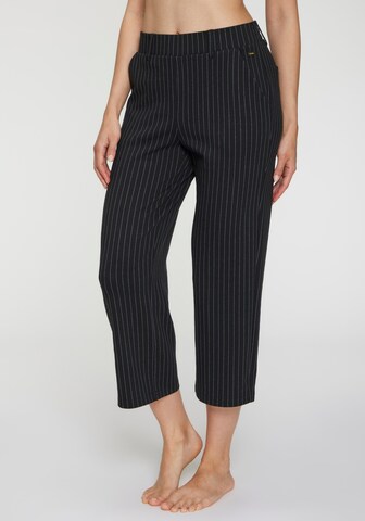 LASCANA Regular Pants in Black: front
