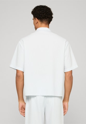 Coupe regular Chemise Urban Classics en bleu