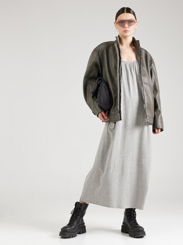 Robe 'LUNA' VERO MODA en gris