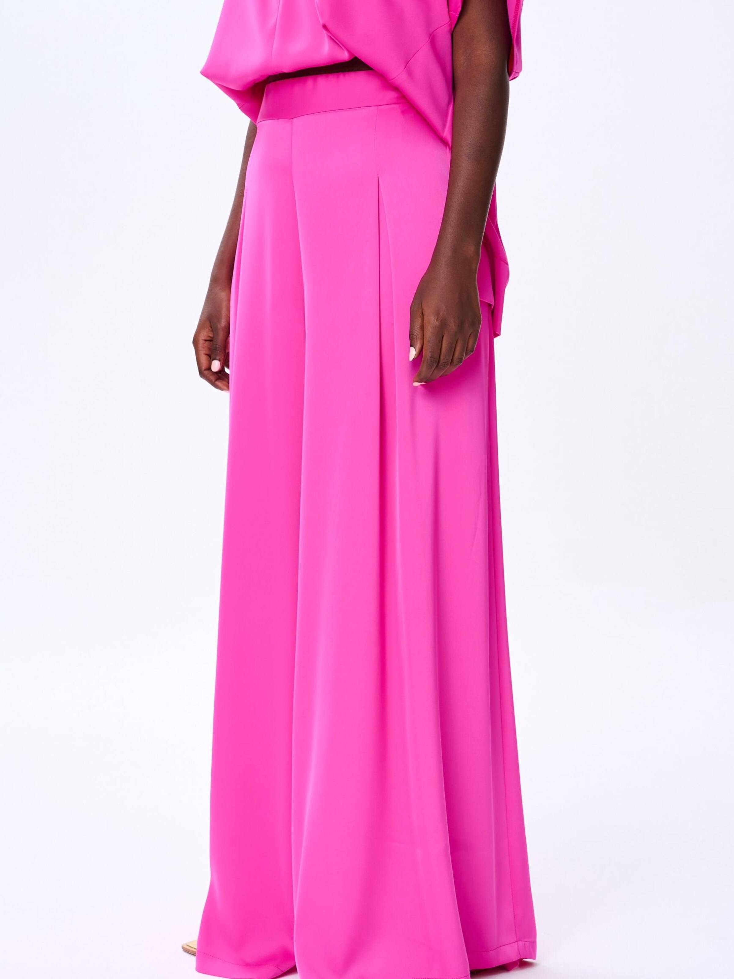 Blue Shadow Wide Leg Hose in Pink