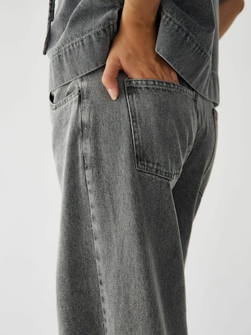 Regular Jean ' N-Kika MW Jeans ' Noella en gris