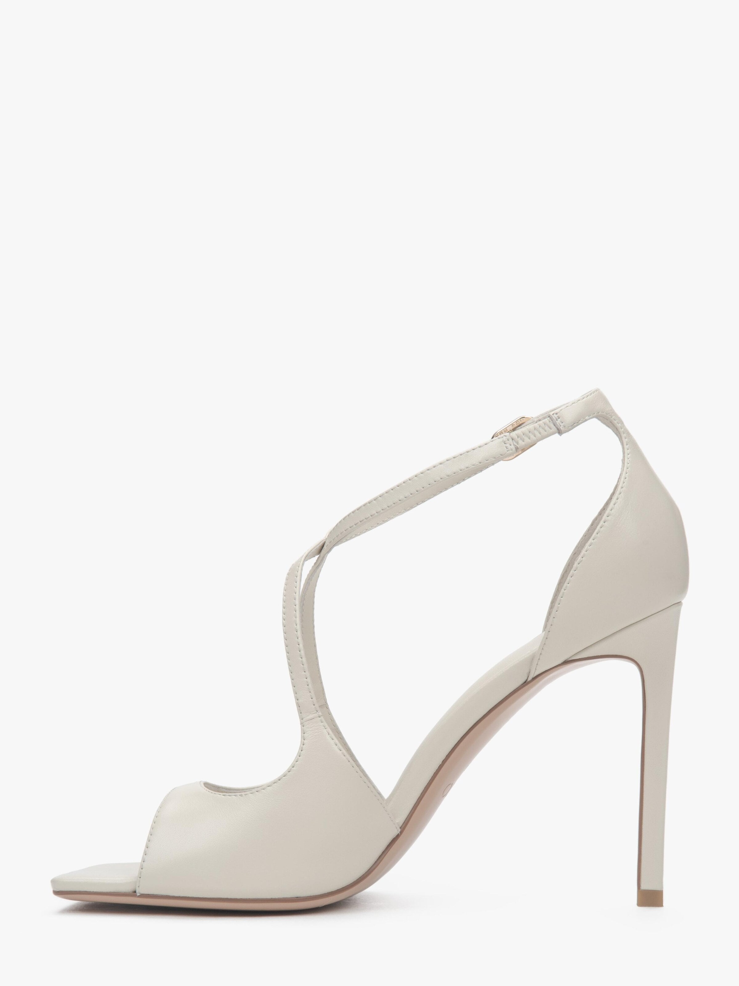 Estro Pumps '2322-18' in Beige