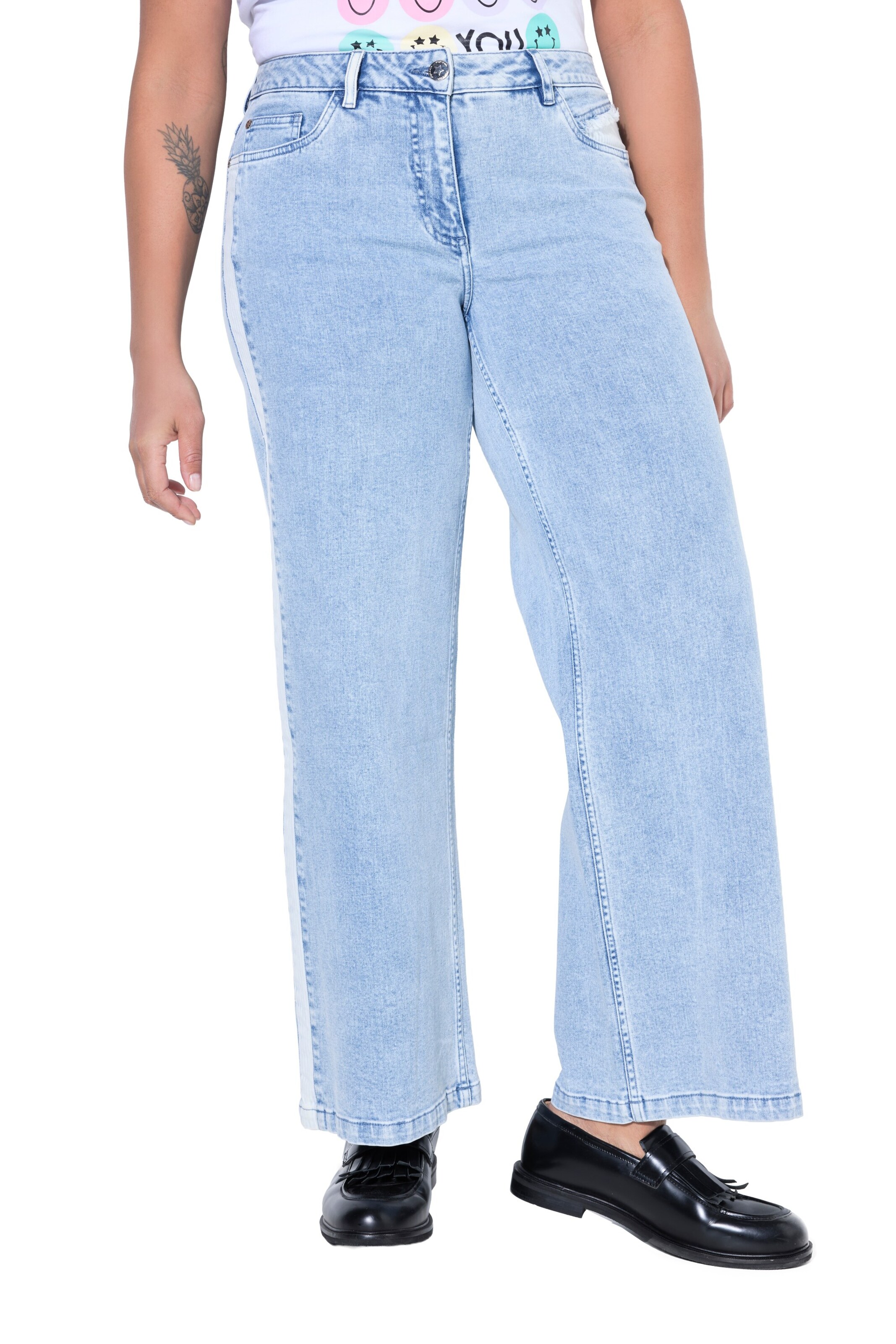 Angel of Style Regular Jeans in Blue: front