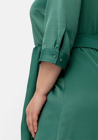 Rochie de la SHEEGO pe verde