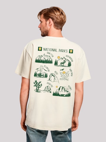 T-Shirt 'US National Parks Montage' F4NT4STIC en beige : devant