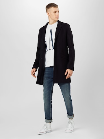 GAP Regular fit Тениска в бяло