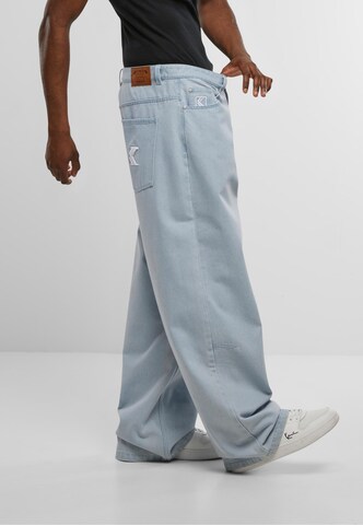 Karl Kani Loosefit Jeans in Blau
