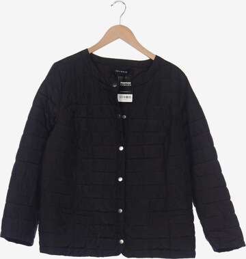 Sara Lindholm Jacket & Coat in XXXL in Black: front
