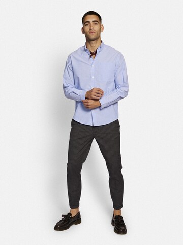 Redefined Rebel - Regular Fit Camisa 'Oxford' em azul