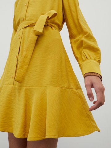 Robe-chemise 'Hanka' EDITED en jaune