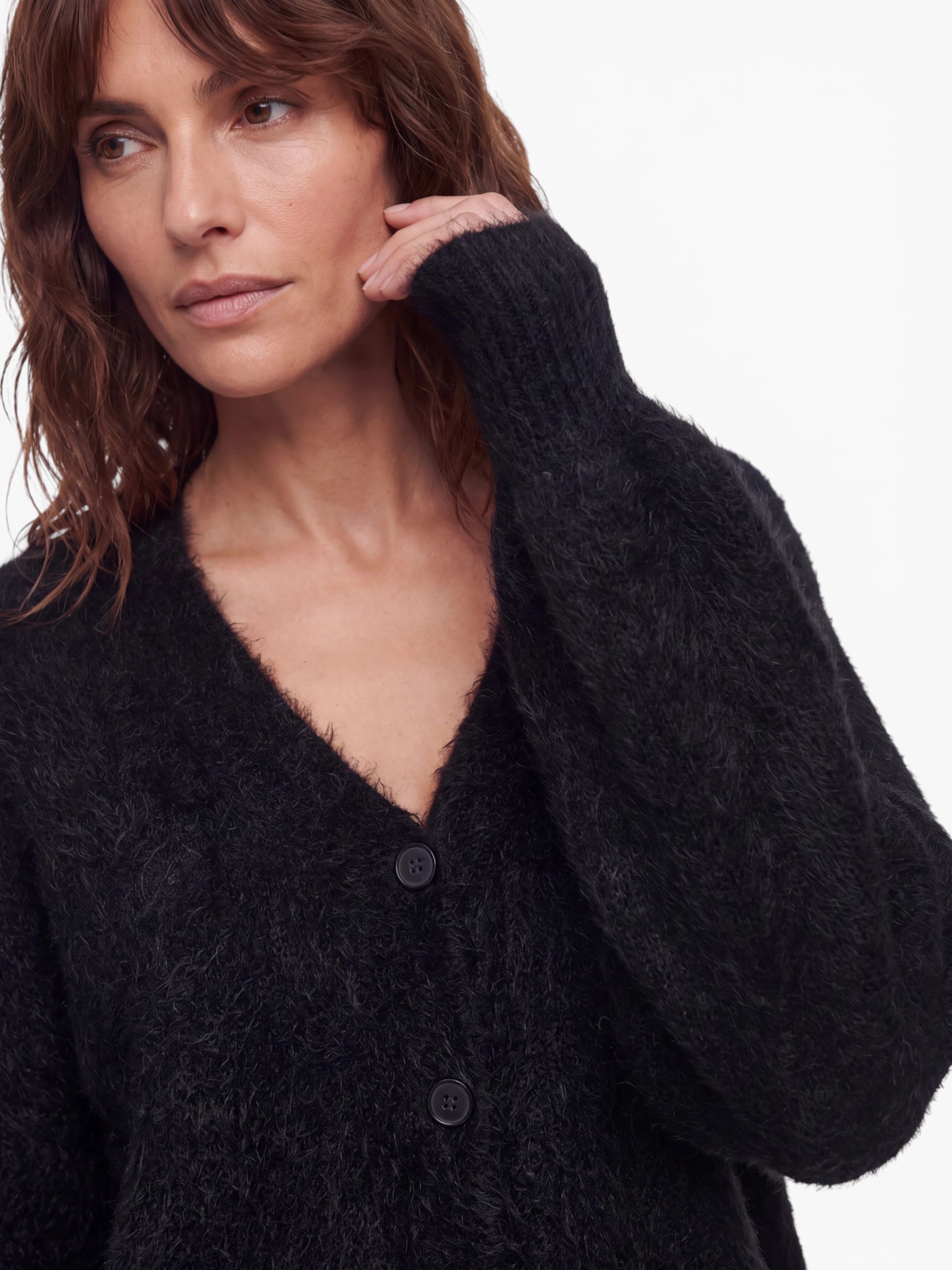 VERSTIQUE Knit Cardigan in Black
