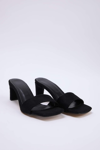 Trendyol Pumps in Black
