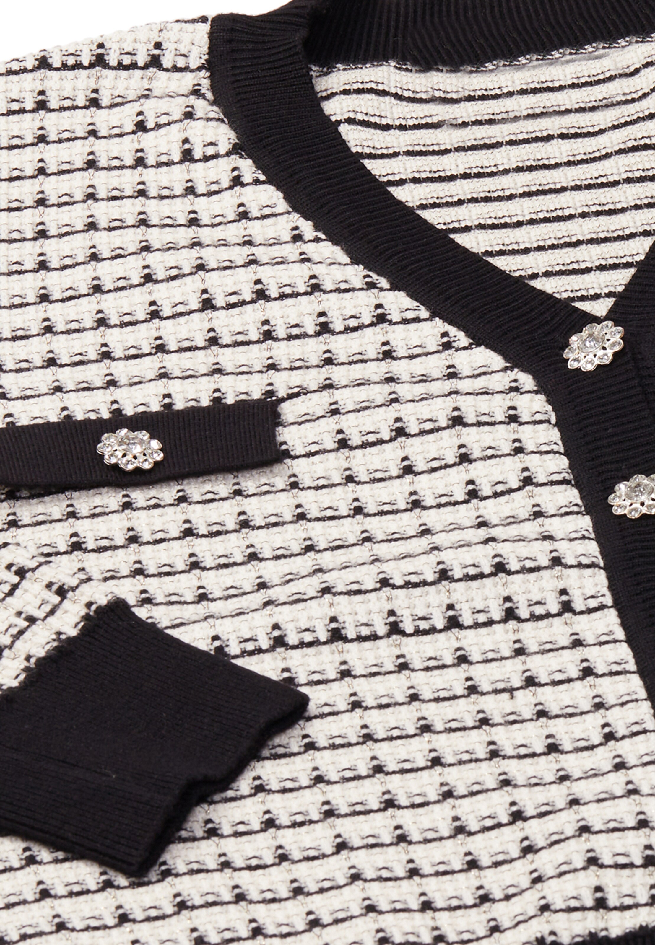 NAEMI Strickjacke in Schwarz