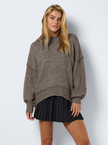 Noisy may Pullover 'NMLUISA' in Braun: Vorderseite