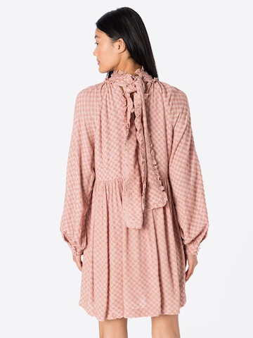 Robe 'ERICA' Hofmann Copenhagen en rose