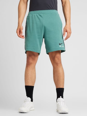 Nike Sportswear Regular Панталон 'AIR' в зелено: отпред