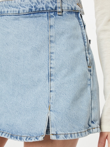Trendyol Regular Jeans in Blue
