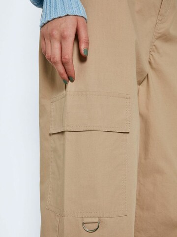 Loosefit Pantaloni cargo di Noisy may in beige