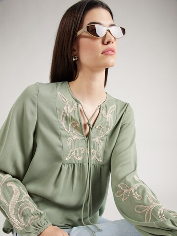 VERO MODA Blouse 'NORA' in Groen