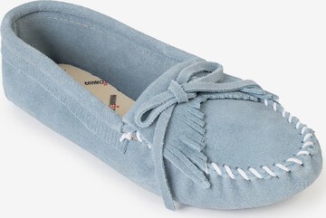 Minnetonka Mocassins 'Kilty' in Blauw