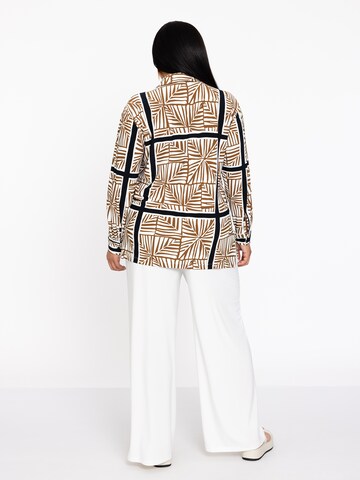 YOEK Blouse in Beige