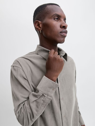 JACK & JONES - Ajuste confortable Camisa en gris
