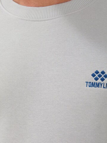 Tommy Life Joggingpak in Grijs