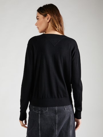 Tommy Jeans Pullover 'ESSENTIAL' in Schwarz