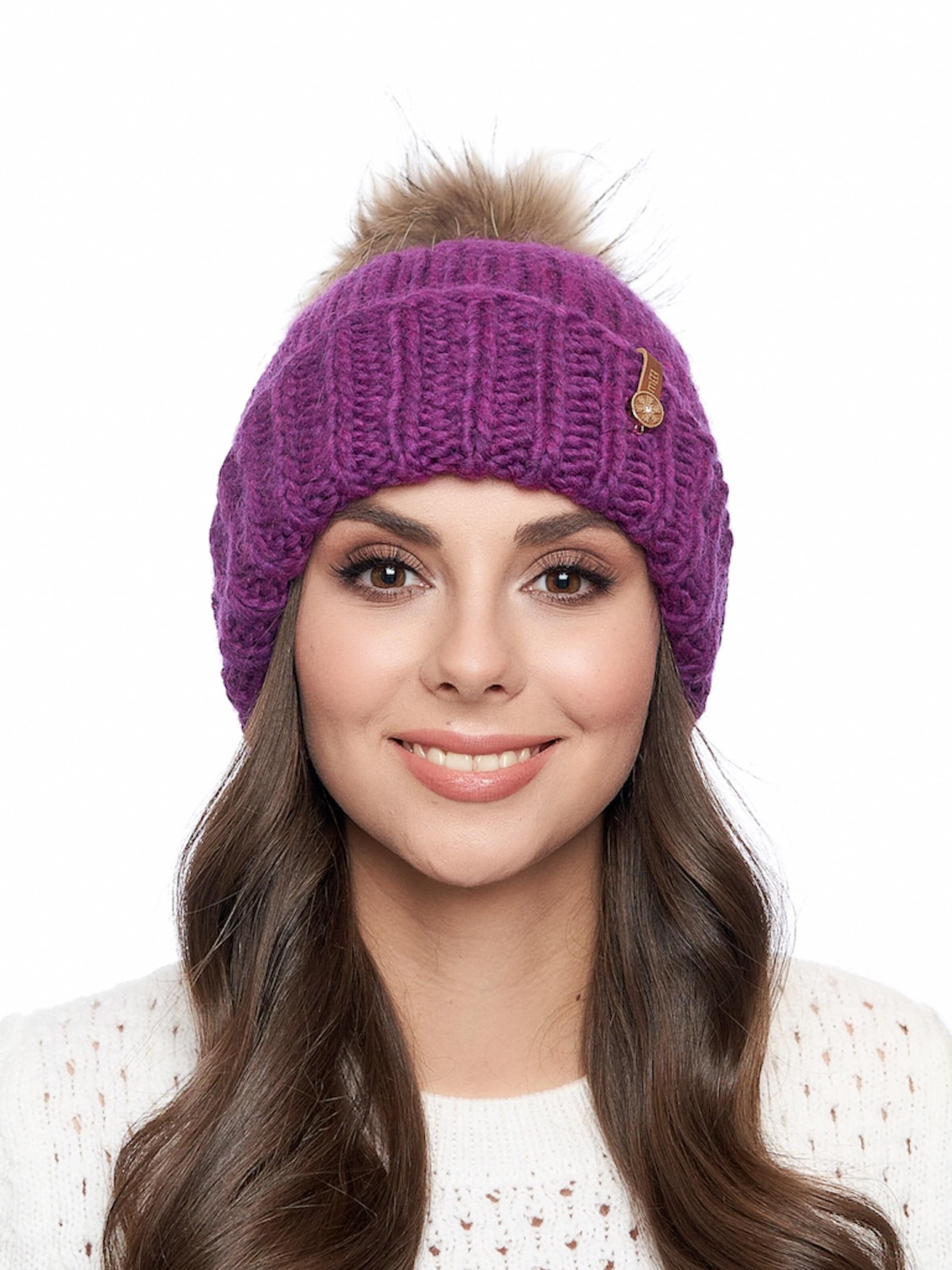 Bonnet Marhatter en violet : devant