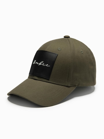 Ombre Cap in Green