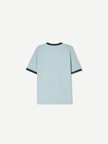 T-Shirt Bershka en bleu