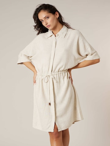 Deeluxe Jurk 'ZORA' in Beige: voorkant