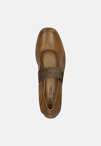 JOSEF SEIBEL Ballerina 'FENJA 25' in Bruin