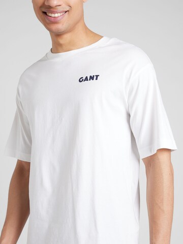 T-Shirt GANT en blanc