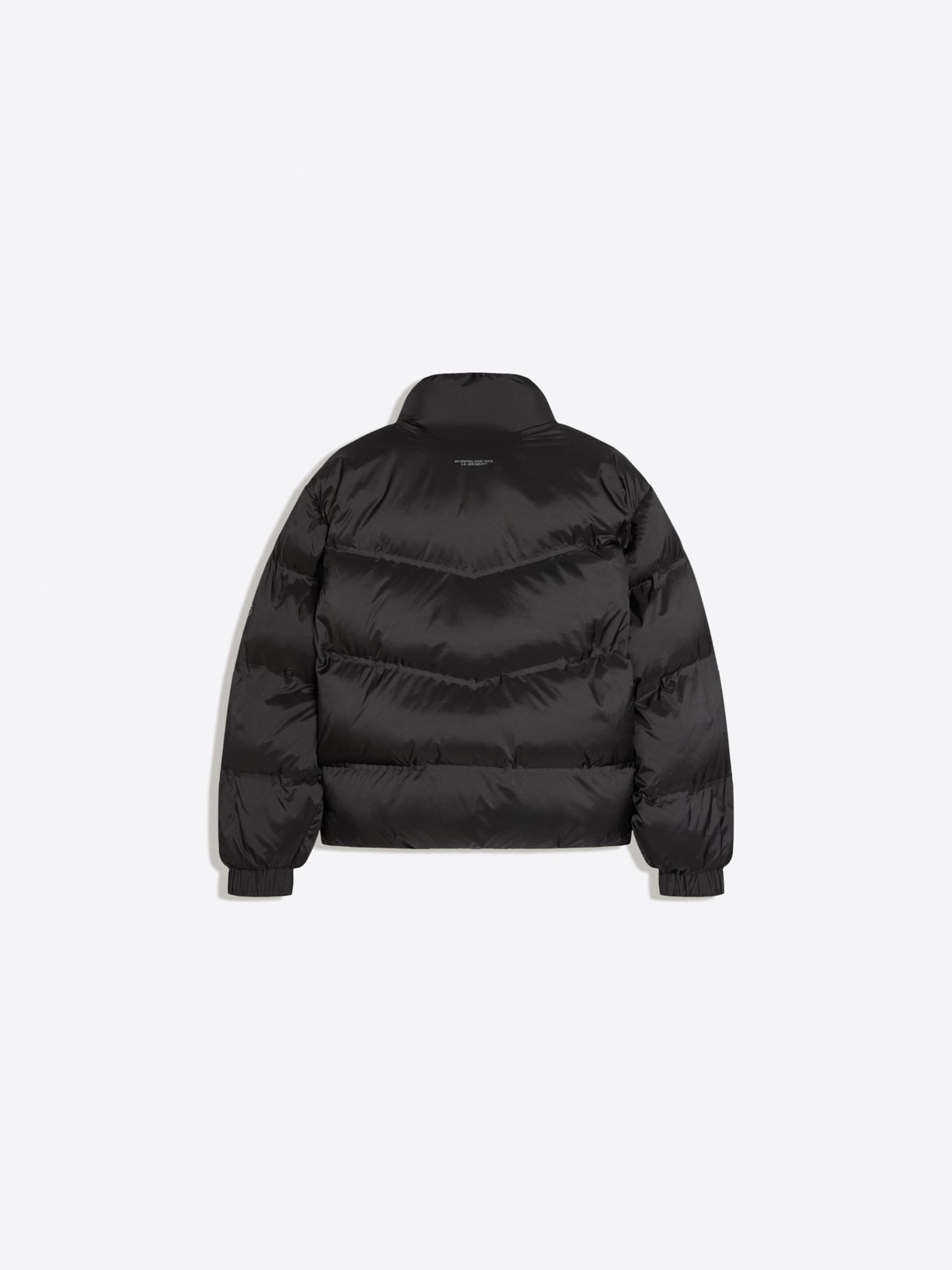 Geacă de primăvară-toamnă de la Bershka pe negru