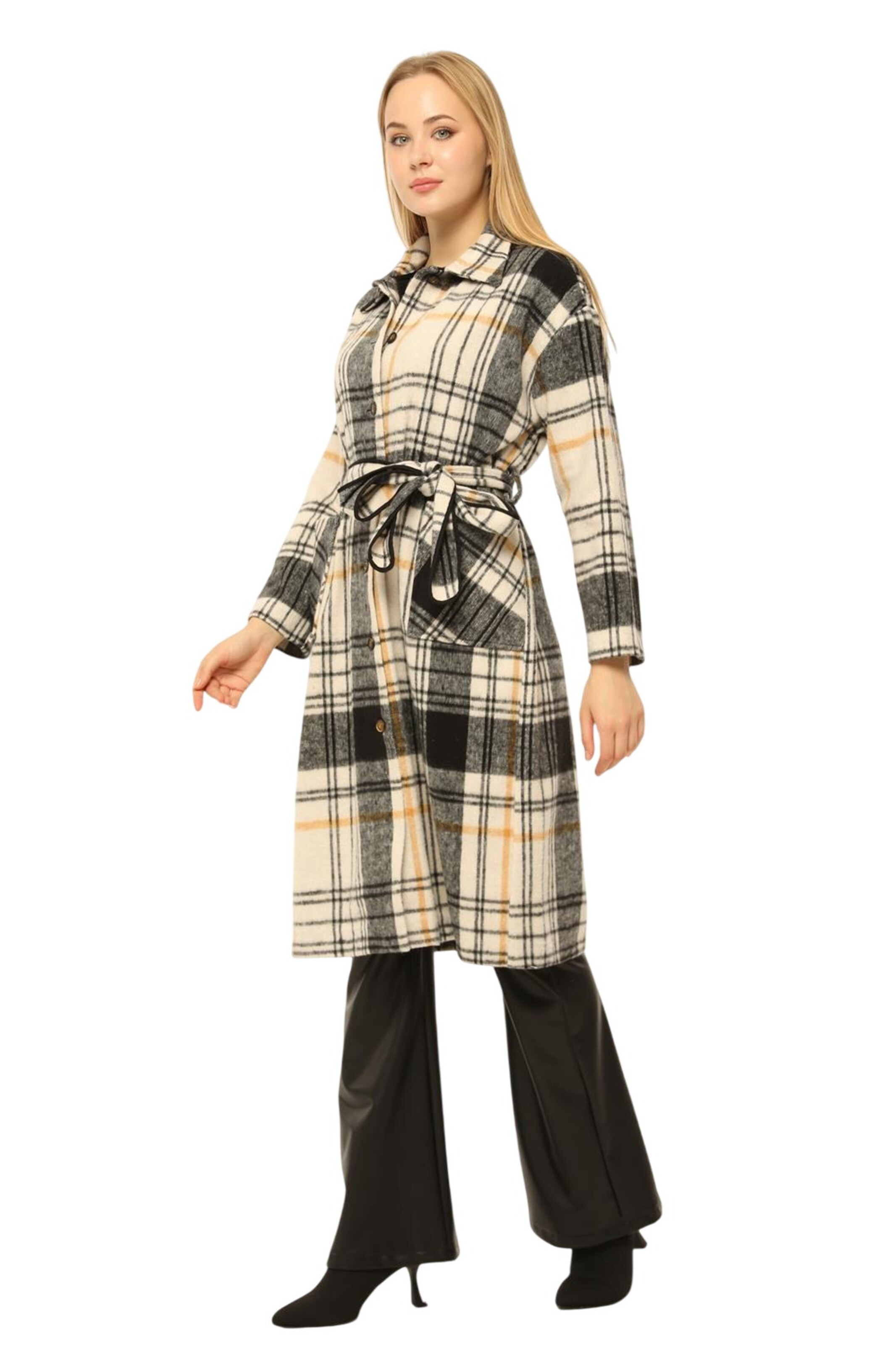 HOME STORE Between-Seasons Coat in Beige