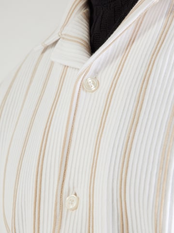 Comfort fit Camicia di BOSS in bianco
