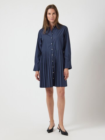 Robe-chemise 'YASROYELLI' YAS en bleu