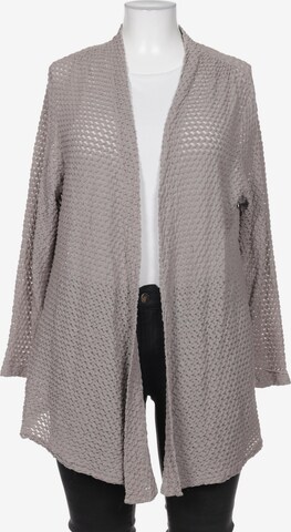 Sallie Sahne Sweater & Cardigan in 5XL in Grey: front