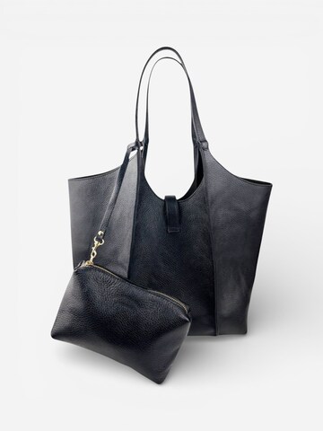 Cheval Firenze Shoulder Bag 'Poppy' in Black: front
