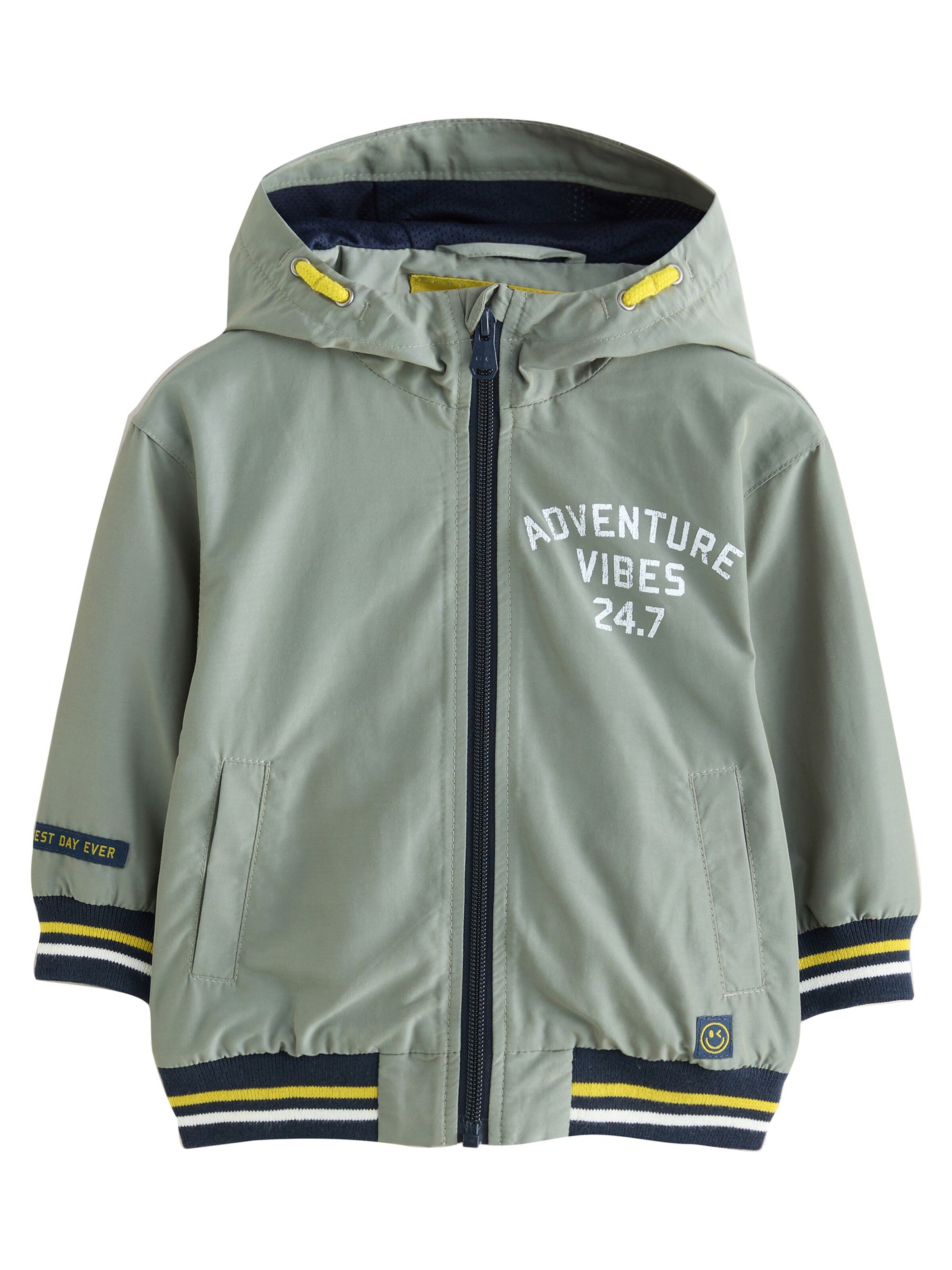 Next Преходно яке в зелено: отпред