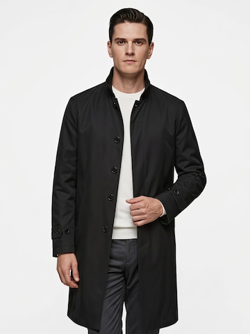 ALLTHEMEN Between-Seasons Coat 'Hauch' in Black