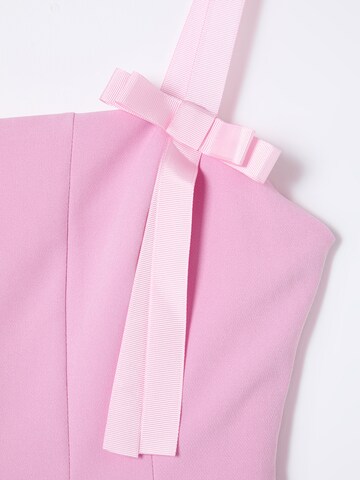 Trendyol - Vestido en rosa