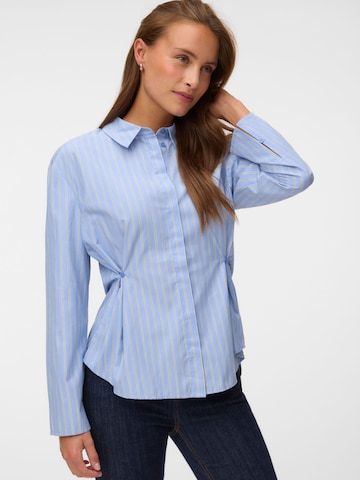 VERO MODA - Blusa 'VMALIA' en azul: frente