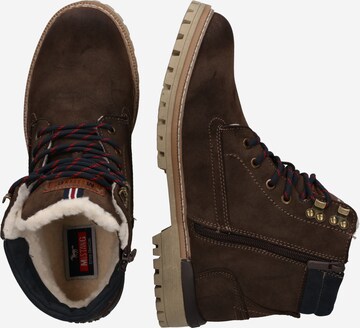 MUSTANG Lace-Up Boots in Brown