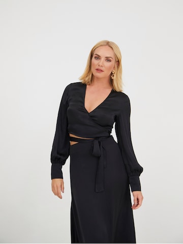 ABOUT YOU x Iconic by Tatiana Kucharova Bluse 'Farina' in Schwarz: predná strana