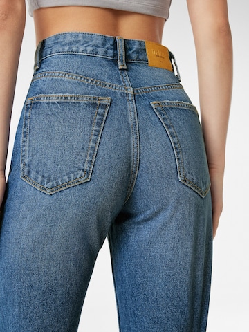 Bershka Regular Jeans i blå