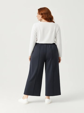 Shape Of You Loosefit Kalhoty – modrá