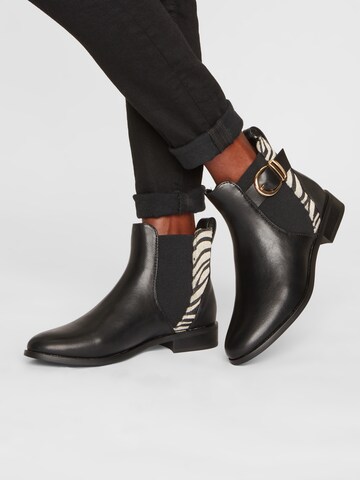 Chelsea Boots 'BOBBY-23' ONLY en noir : devant